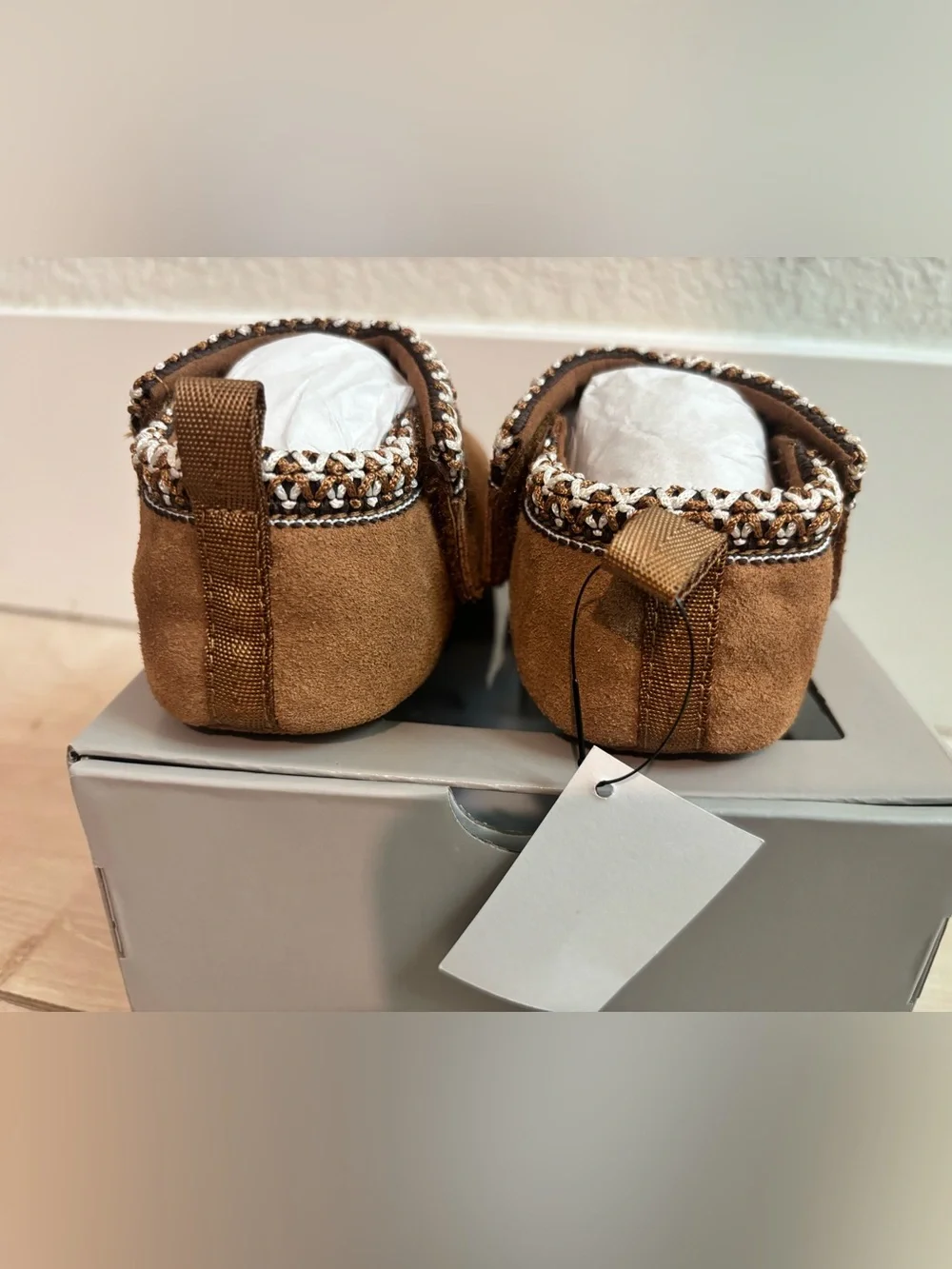 New in Box Infant UGG Tasman Suede Slippers